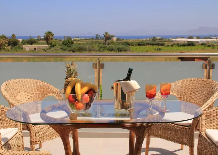 Villa Xenos 1 With Private Swimming Pool Near The Sea Tigaki