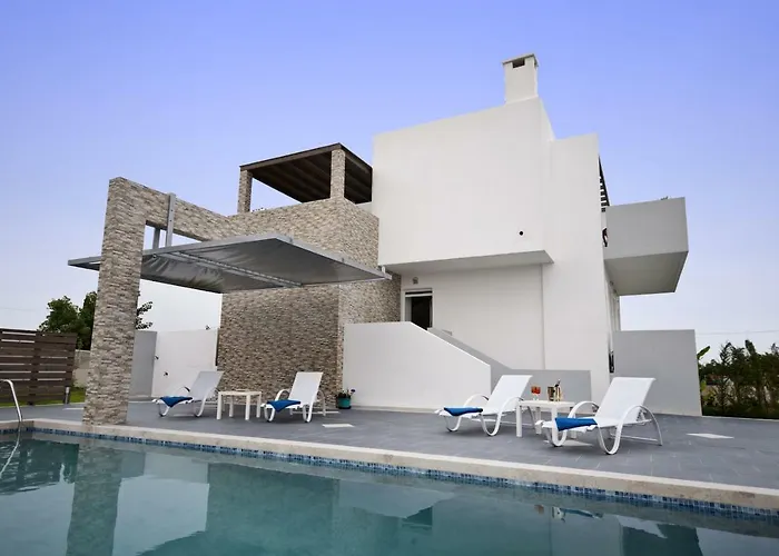 Xenos 1 With Private Swimming Pool Near The Sea * Tigaki