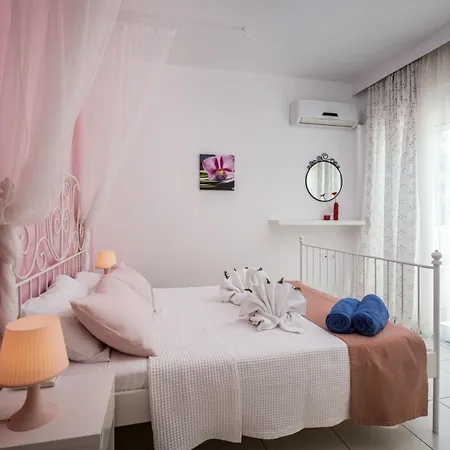 Xenos 1 With Private Swimming Pool Near The Sea * Tigaki