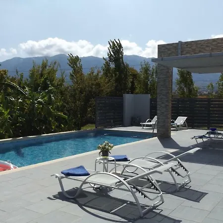 Vilă Xenos 1 With Private Swimming Pool Near The Sea *