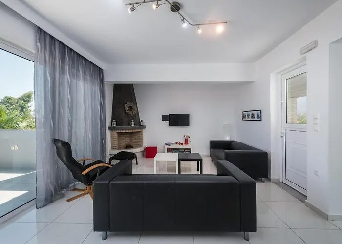 Xenos 1 With Private Swimming Pool Near The Sea