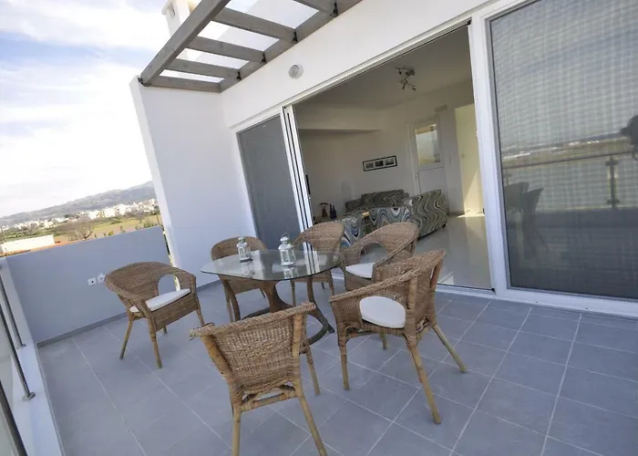 Xenos 1 With Private Swimming Pool Near The Sea *