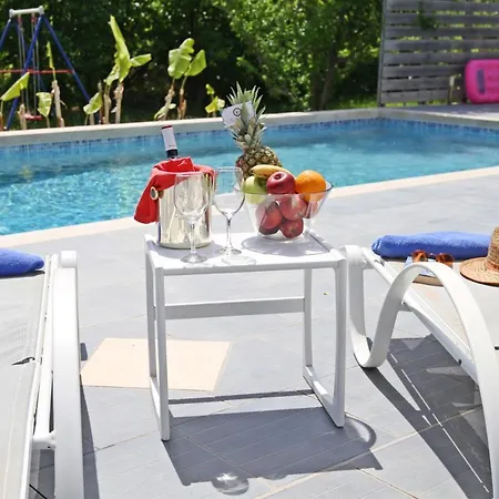 Xenos 1 With Private Swimming Pool Near The Sea Tigaki