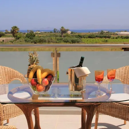 فيلة Xenos 1 With Private Swimming Pool Near The Sea Tigaki