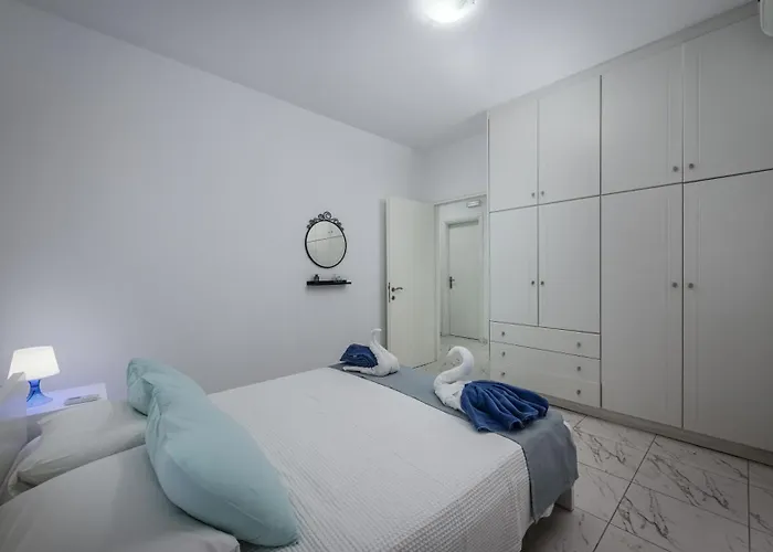 Villa Xenos 1 With Private Swimming Pool Near The Sea Tigkaki (Kos)